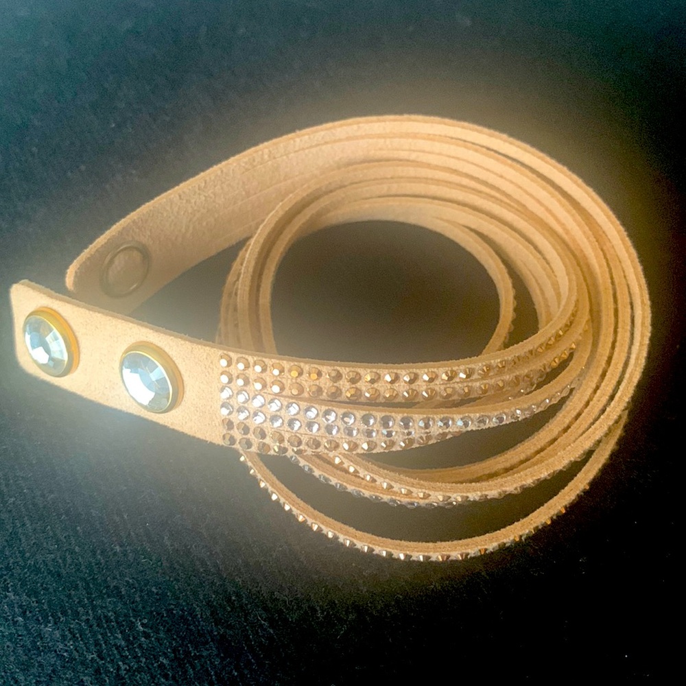 Swarovski crystal wrap bracelet NWOT!!!